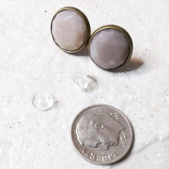 #1 ONLY! Dreamy + Classy! Large Taupe/Beige/Gray Colored Amazonite Post Earrings - Picture 4 of 8